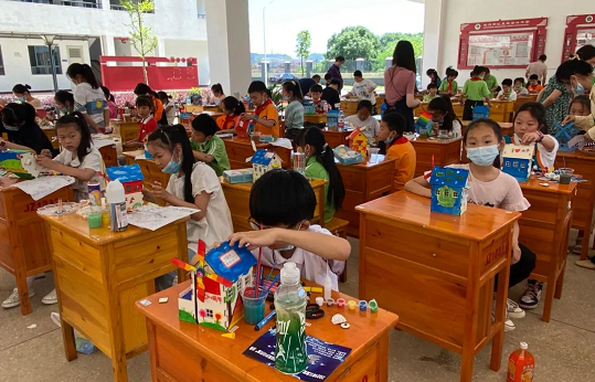 小班故事比赛，科技新品重塑体验，激发无限想象力之旅