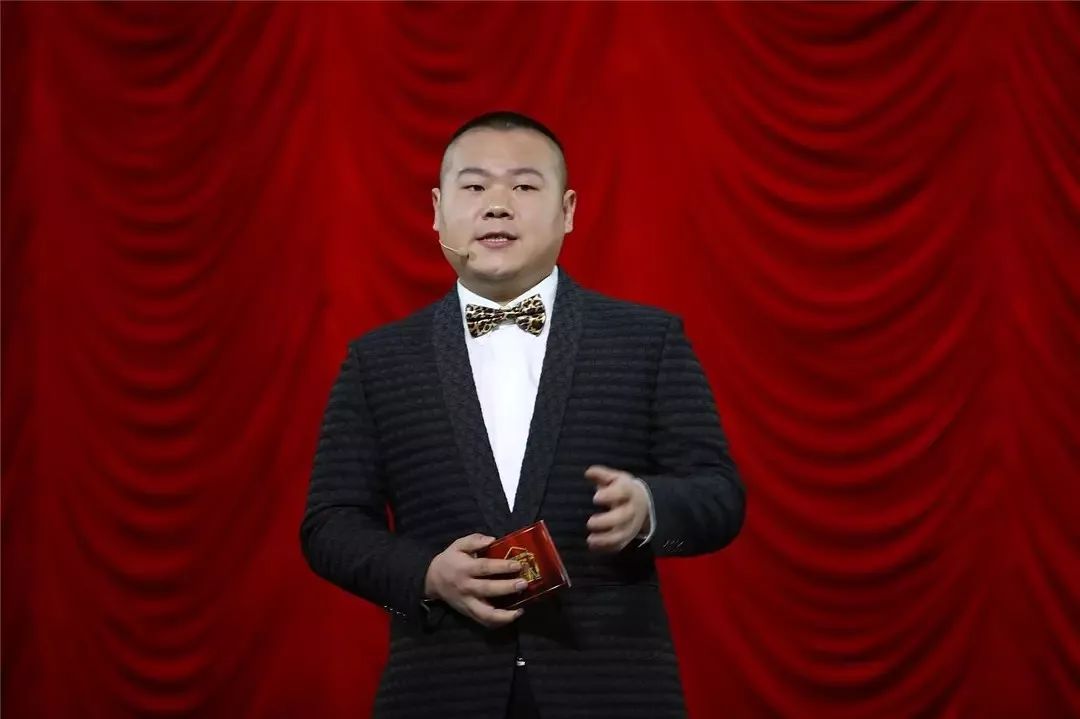 岳云鹏多维展现真人秀，公众热议热议不断！
