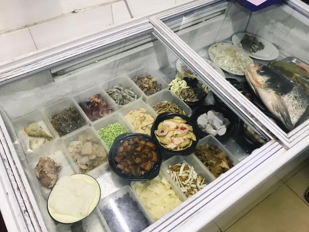 巷弄中的宝藏，最新成人英语特色小店的新魅力探索